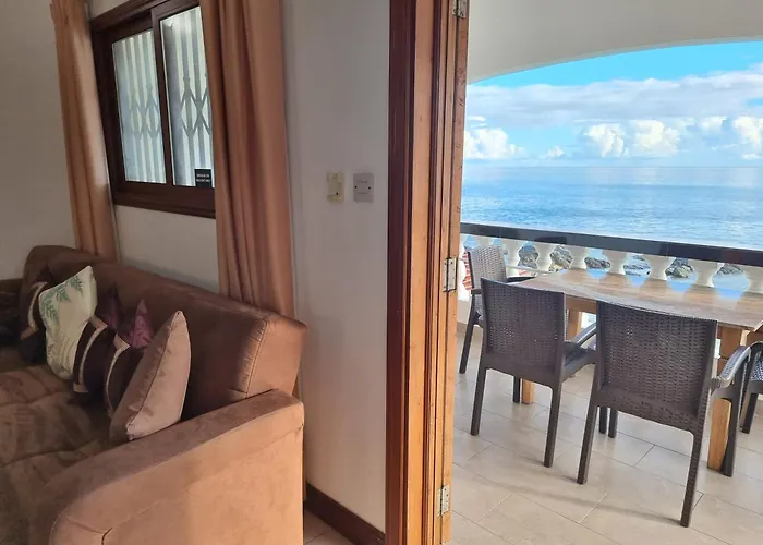 The Drake Seaside Apartmán *